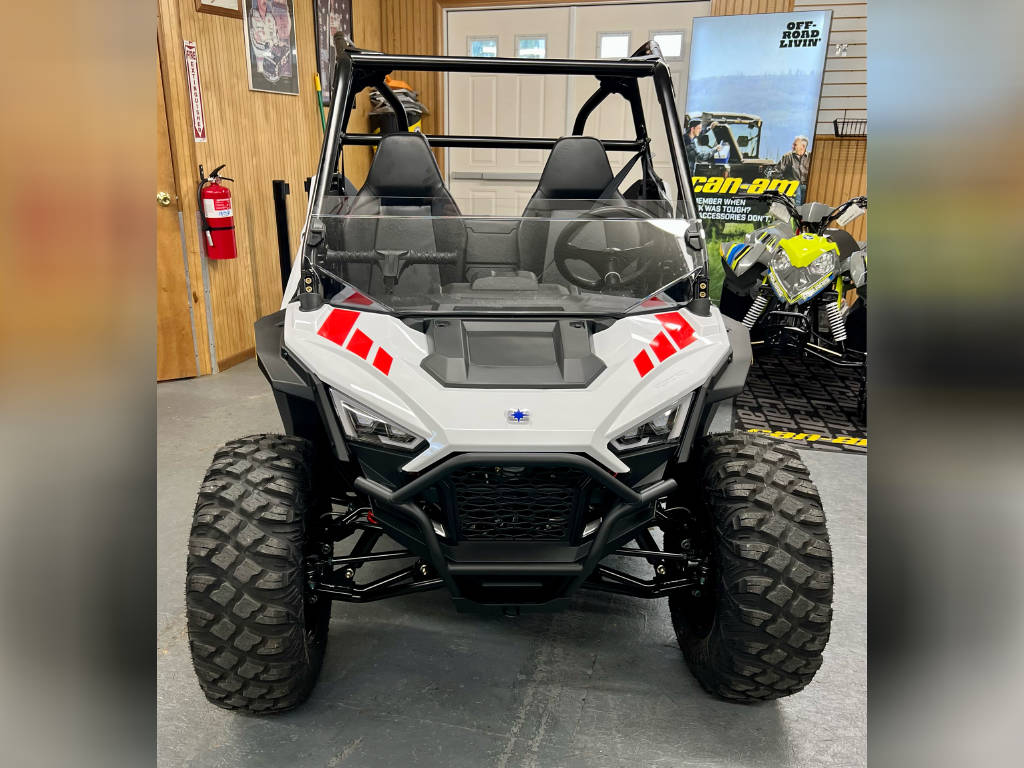 2025 Polaris RZR 200 EFI