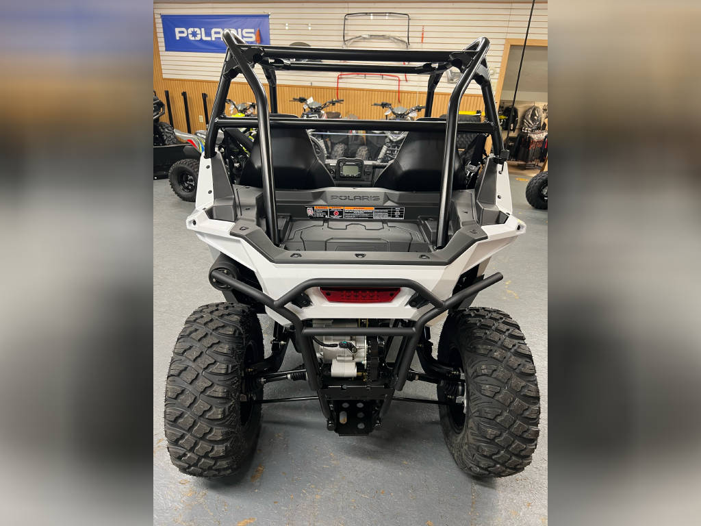 2025 Polaris RZR 200 EFI