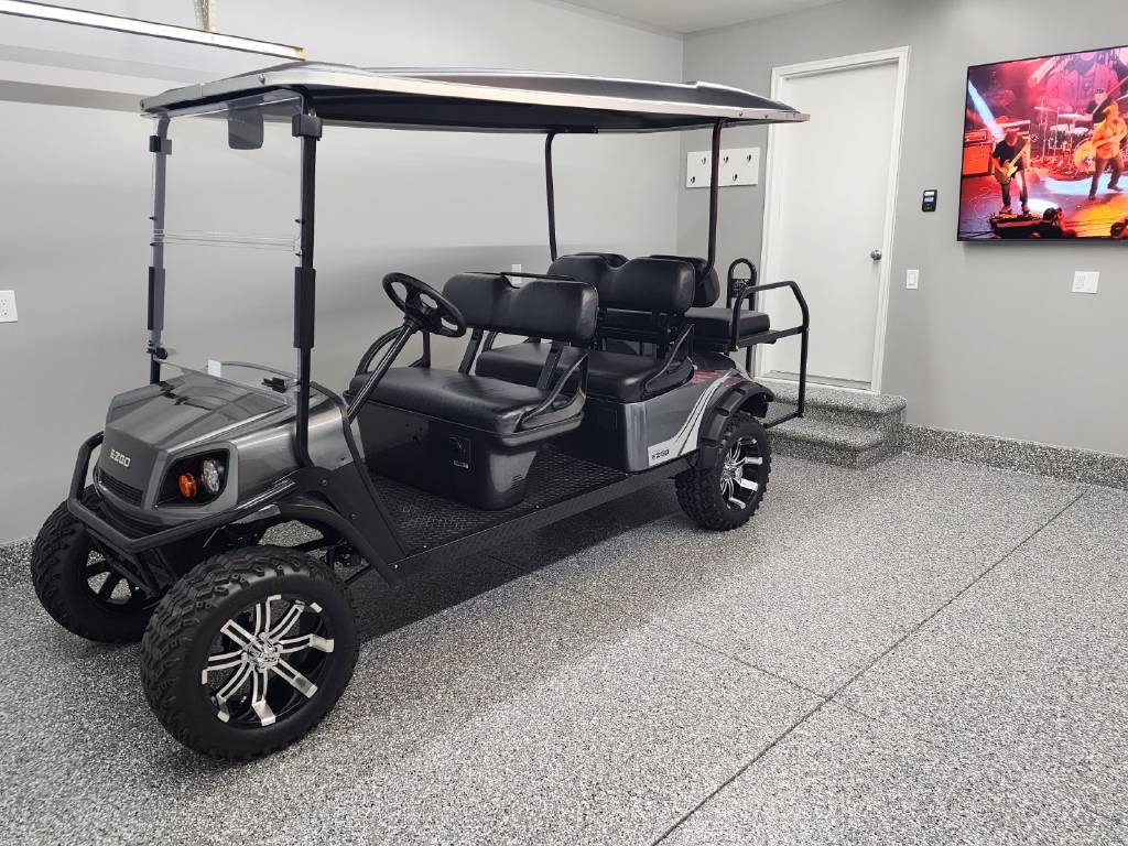 2019 E-Z-Go Golf Carts All EXPRESS L6