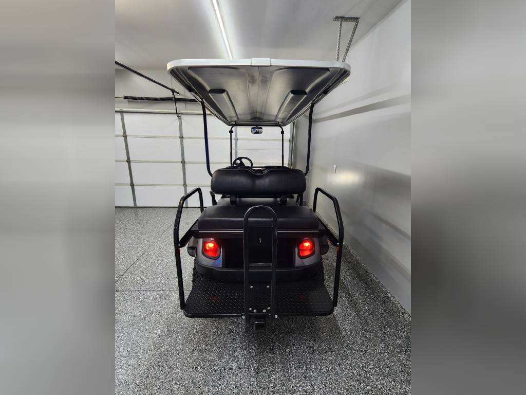 2019 E-Z-Go Golf Carts All EXPRESS L6